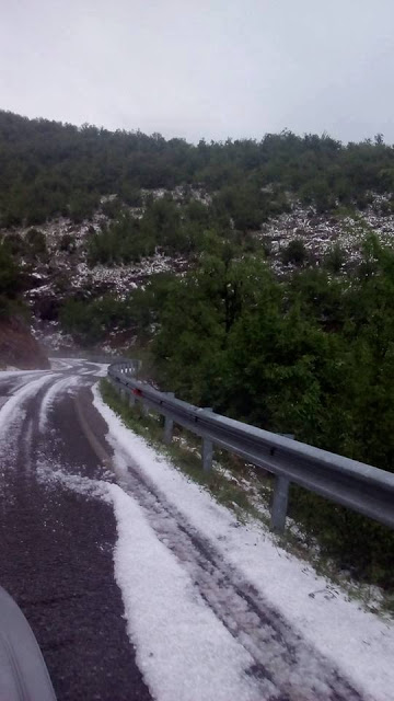 Άσπρισε ο τόπος στις Κάτω Θέρμες - Χαλάζι που θυμίζει χιόνι - Φωτογραφία 3