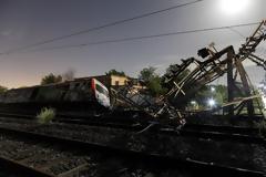 Και τρίτος νεκρός από τον εκτροχιασμό του Intercity – Κατέληξε νωρίτερα και ο δεύτερος μηχανοδηγός