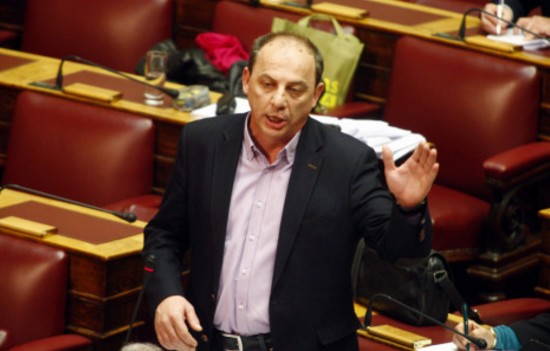Βουλευτής ΣΥΡΙΖΑ για μνημόνιο: Δεν ξέρω οικονομικά, μόνο μπακαλίστικα - Φωτογραφία 1