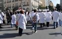 Φαρμακοποιοί, ΟΕΝΓΕ, ΕΙΝΑΠ, οδοντίατροι & ΕΚΑΒ συμμετέχουν στη γενική απεργία της 17ης Μαΐου