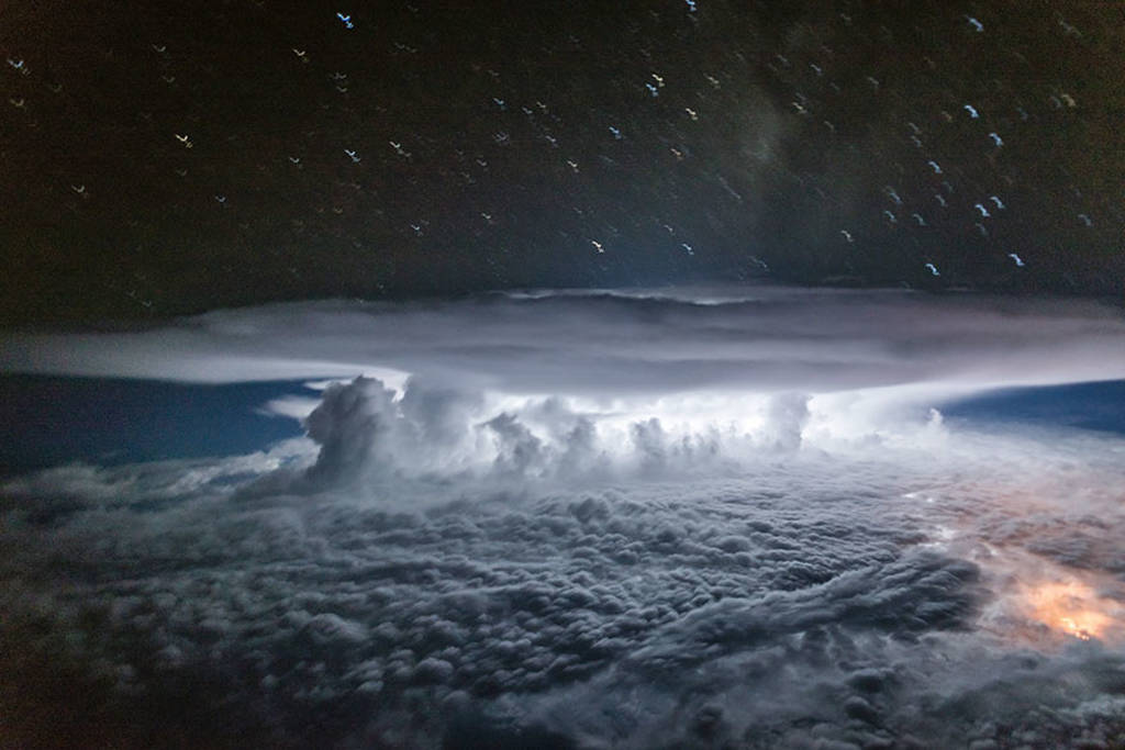 Μέσα από τα μάτια ενός πιλότου: Σπάνιες φωτογραφίες της Γης από ψηλά που σίγουρα δεν έχετε ξαναδεί - Φωτογραφία 16