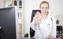 Μια «θυμωμένη» απεργία - Σύσσωμος ο ιατρικός κλάδος λέει «όχι» στα μέτρα του 4ου μνημονίου