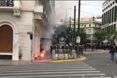 Ένταση στο κέντρο της Αθήνας από τους... γνωστούς άγνωστους