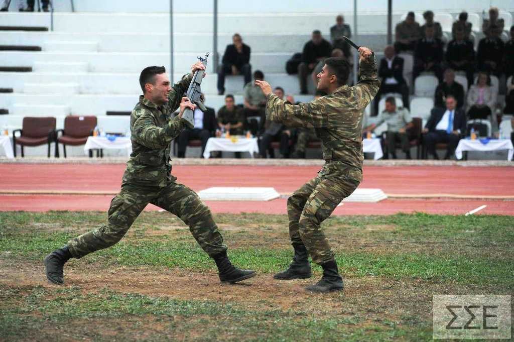 Εντυπωσιακά στιγμιότυπα από τους στρατιωτικούς αγώνες της σχολής Ευελπίδων - Φωτογραφία 7