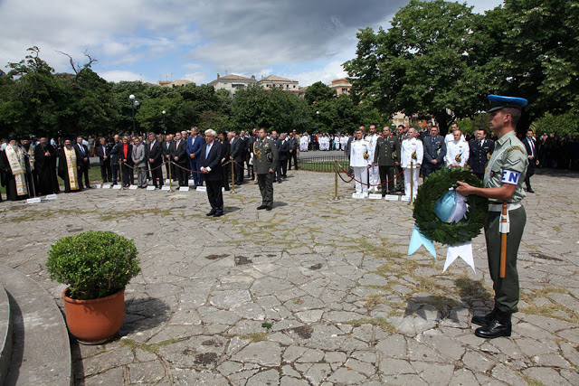 Συμμετοχή Αρχηγού ΓΕΝ στις Εκδηλώσεις για τον Εορτασμό της 153ης Επετείου της Ένωσης των Επτανήσων με την Ελλάδα - Φωτογραφία 12