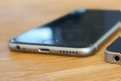 Το iPhone SE βρίσκετε στην πρώτη θέση σχετικά με το βαθμό ικανοποίησης στους χρήστες των smartphones