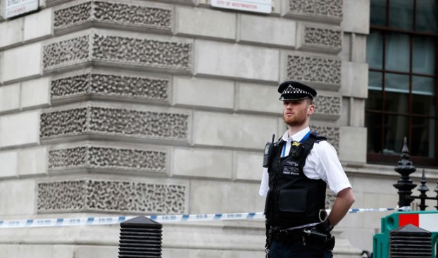 Υπό επανεξέταση τα μέτρα ασφαλείας σε δημόσιες εκδηλώσεις στο Λονδίνο - Φωτογραφία 1