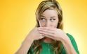 3 τροφές για να βελτιώσετε την κακοσμία του στόματός σας