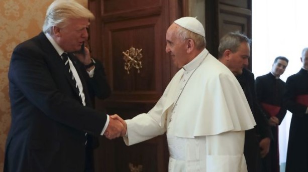 Πάπας Φραγκίσκος σε Τραμπ: Να γίνει ειρηνοποιός - Φωτογραφία 1