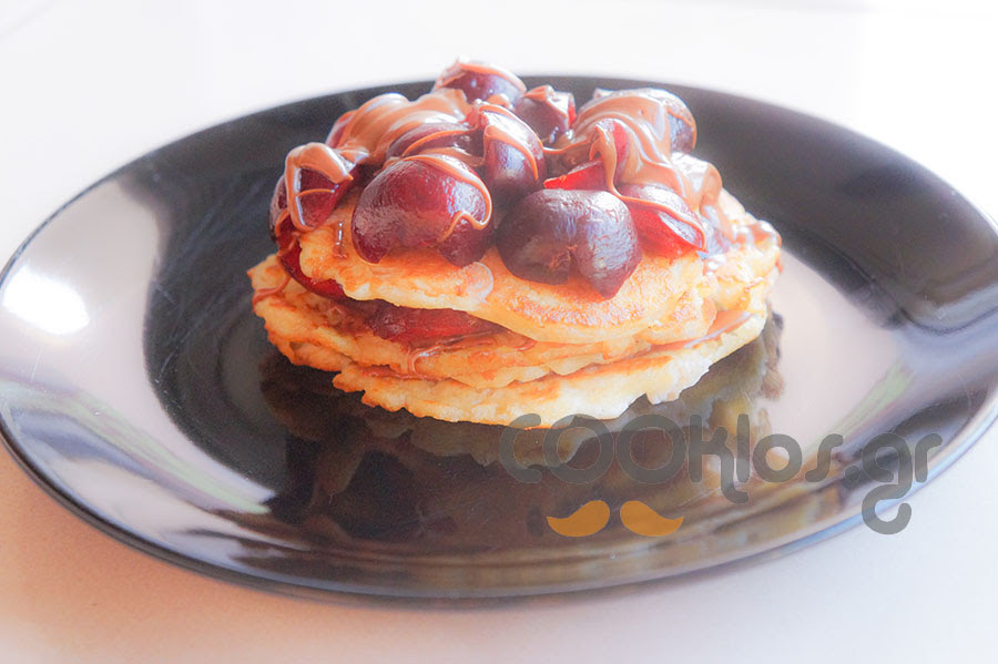 Η συνταγή της Ημέρας: Pancakes με πραλίνα φουντουκιού και κεράσια - Φωτογραφία 1