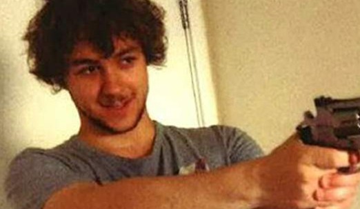 Βρετανία: 15 χρόνια φυλάκιση σε 20χρονο φοιτητή για βόμβα στο μετρό του Λονδίνου - Φωτογραφία 1