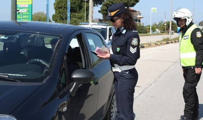 Τα δικαιώματα των οδηγών σε αστυνομικό έλεγχο – Διαβάστε τα πριν σας σταματήσουν - Φωτογραφία 1
