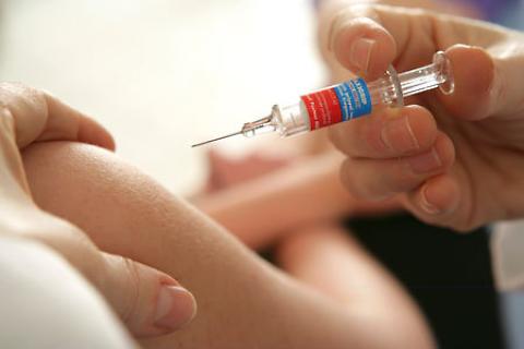 Υποχρεωτικός ο εμβολιασμός σε Γερμανία και Ιταλία - Φωτογραφία 1