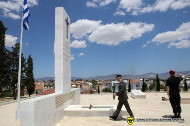 Φωτό από την επίσκεψη του Α/ΓΕΣ Αντγου Αλκιβιάδη Στεφανή στο ΓΕΕΦ - Φωτογραφία 10