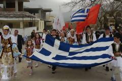 EKTAKTO- Πογκρόμ κατά Ελλήνων από εθνικιστές Αλβανούς στη Β.Ηπειρο – Πυρπολούν τα εθνικά μας σύμβολα