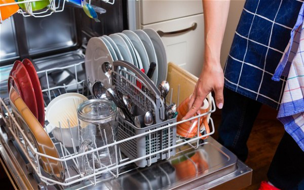 4 ακόμα χρήσεις του πλυντηρίου πιάτων - Φωτογραφία 1