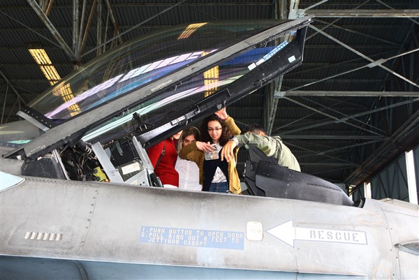 Με πρόσκληση της ΕΑΑΑ/Παράρτημα Λάρισας το Ελληνορθόδοξο Σχολείο «ΠΝΟΗ ΑΓΑΠΗΣ» Αργυροκάστου στη Λάρισα - Φωτογραφία 27