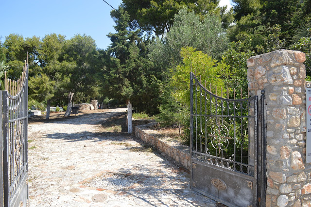 Γιατί στον Αργουλιδέ; Ο γεμάτος αγάπη σχεδιασμός του Κωνσταντίνου Μητσοτάκη για την τελευταία του κατοικία - Φωτογραφία 6