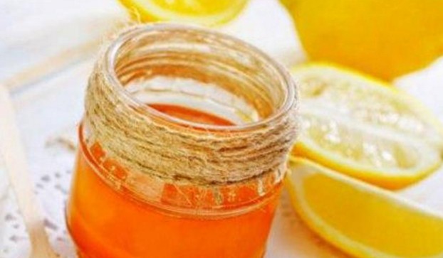Μέλι και λεμόνι για την ακμή - Φωτογραφία 1