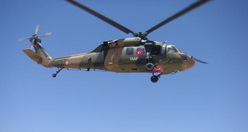 Κτυπήθηκε μεταφορικό ελικόπτερο S-70 του τουρκικού Στρατού από αμερικανικό βλήμα - Φωτογραφία 1