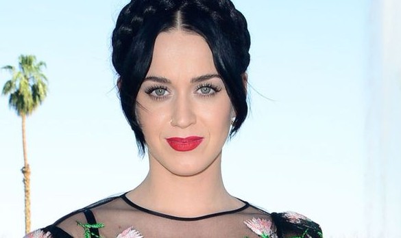 Η Katy Perry δηλώνει: Ντρέπομαι που είχα σκεφτεί την αυτοκτονία - Φωτογραφία 1