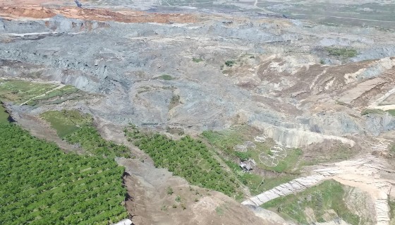 Αμύνταιο: Νέες εικόνες καταστροφής από την κατολίσθηση στο ορυχείο λιγνίτη της ΔΕΗ - Ζημιές άνω του ενός δισεκατομμυρίου [photos+video] - Φωτογραφία 5