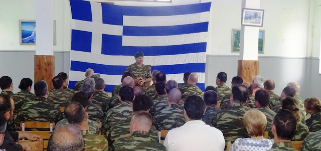 Επίσκεψη Διοικητή ΑΣΔΕΝ Αντγου Ν. Μανωλάκου στην V Tαξιαρχία Πεζικού στην Κρήτη - Φωτογραφία 4