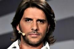 13 χρόνια μετά: Δείτε πώς είναι σήμερα, ο Κωνσταντής Σπυρόπουλος, ο πιο γνωστός κριτής reality! [photos]