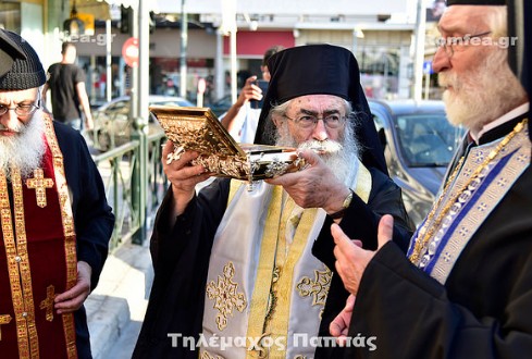 Κλήρος και λαός υποδέχθηκαν την Αγία Αικατερίνη στο Περιστέρι [photos] - Φωτογραφία 6