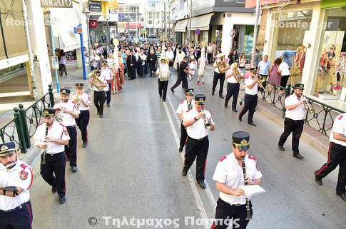 Κλήρος και λαός υποδέχθηκαν την Αγία Αικατερίνη στο Περιστέρι [photos] - Φωτογραφία 9