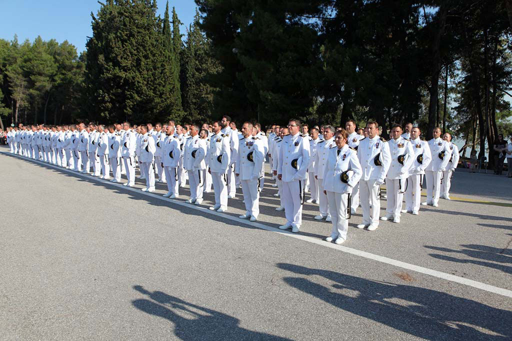 Τελετή Επίδοσης Ξιφών σε Αξιωματικούς Ειδικοτήτων ΠΝ (ΦΩΤΟ) - Φωτογραφία 11