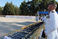 Τελετή Επίδοσης Ξιφών σε Αξιωματικούς Ειδικοτήτων ΠΝ (ΦΩΤΟ)
