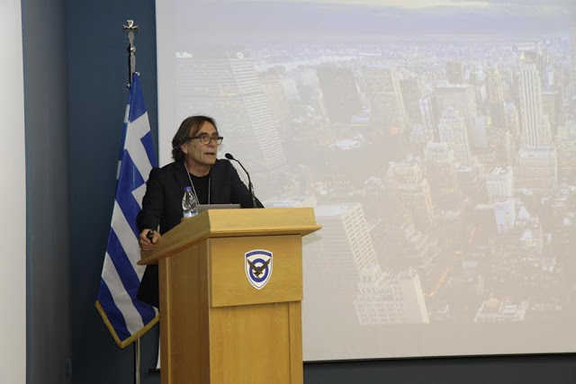 Ομιλία στο ΓΕΣ με Θέμα «Οι Δυνατότητες και οι Ευθύνες των Ελλήνων στην Εποχή που Διανύουμε», από τον κ. Πέτρο Οικονομίδη - Φωτογραφία 2