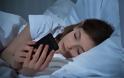 Οι ηλεκτρονικές συσκευές βλάπτουν τον ύπνο των εφήβων