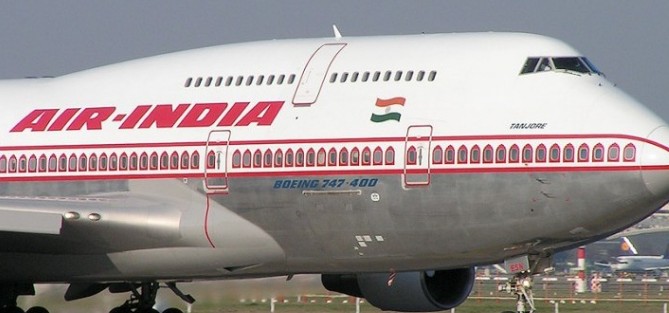 Εκτός εταιρείας οι υπέρβαροι αεροσυνοδοί της Air India - Φωτογραφία 1