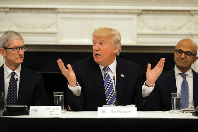 Πραγματοποιήθηκε η συνάντηση κορυφαίων εταιριών της Αμερικής με τον Donald Trump - Φωτογραφία 4