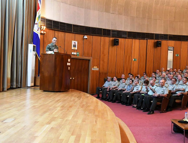 Ομιλία Αρχηγού ΓΕΣ στους Συνταγματάρχες που Υπηρετούν στο Λεκανοπέδιο Αττικής - Φωτογραφία 2