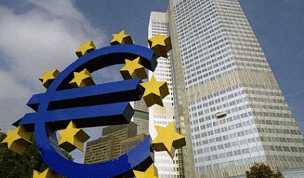 ΕΚΤ: Θα αποφασίσουμε για την ένταξη της Ελλάδας στο QE βάσει της δικής μας αξιολόγησης - Φωτογραφία 1