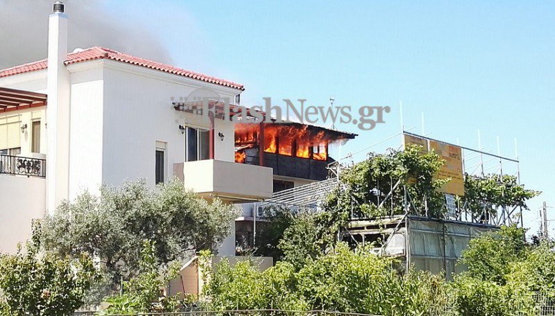 Κάηκε σχεδόν ολοσχερώς σπίτι στα Χανιά [photo] - Φωτογραφία 2