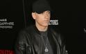 Ο Eminem αφήνει γένια για πρώτη φορά στα 45 του και το twitter κάνει πάρτι - Φωτογραφία 1