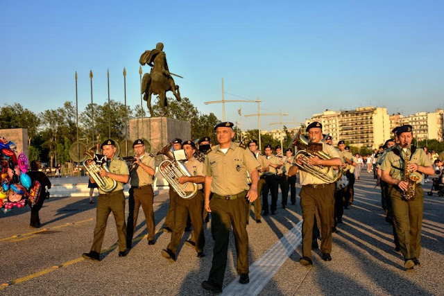 Συναυλία της Στρατιωτικής Μουσικής του Γ΄ Σώματος Στρατού στη Νέα Παραλία Θεσσαλονίκης, με την ευκαιρία της Παγκόσμιας ημέρας Μουσικής - Φωτογραφία 2