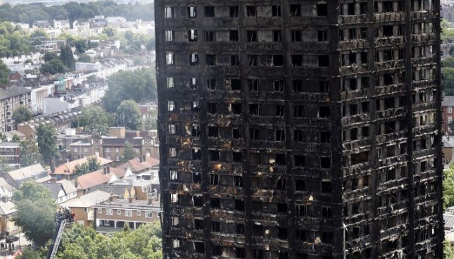 Εξήντα ουρανοξύστες στο Λονδίνο δεν πέρασαν τους ελέγχους ασφαλείας - Φωτογραφία 1