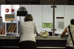 Ο Ελληνας δουλεύει 203 ημέρες τον χρόνο για να πληρώνει εφορία και ασφαλιστικά ταμεία