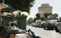Ψεκασμοί και στην Θεσσαλονίκη για την αποφυγή μολύνσεων από τα σκουπίδια