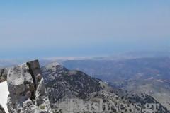 Το μέρος στα Χανιά που το χιόνι δεν έχει λιώσει για αιώνες [photos+video]