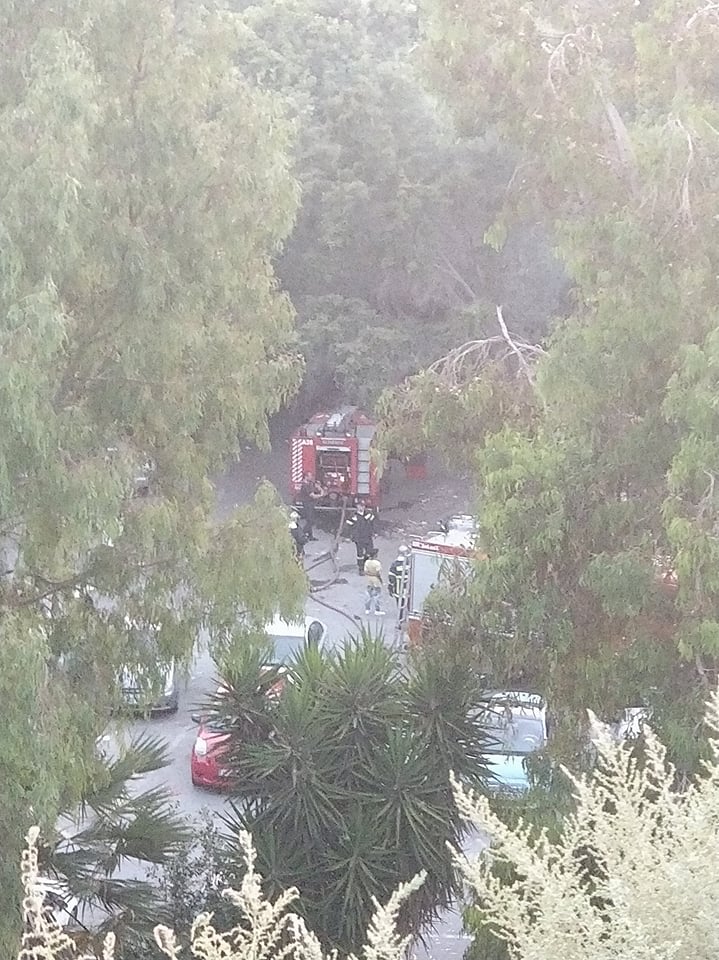 Συναγερμός για φωτιά σε πάρκινγκ του Ηρακλείου... [photo] - Φωτογραφία 4