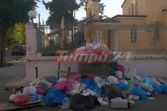 Πάτρα: Συνοικίες χωματερές εντός και εκτός του κέντρου - Ούτε για δείγμα απορριμματοφόρο [photos]