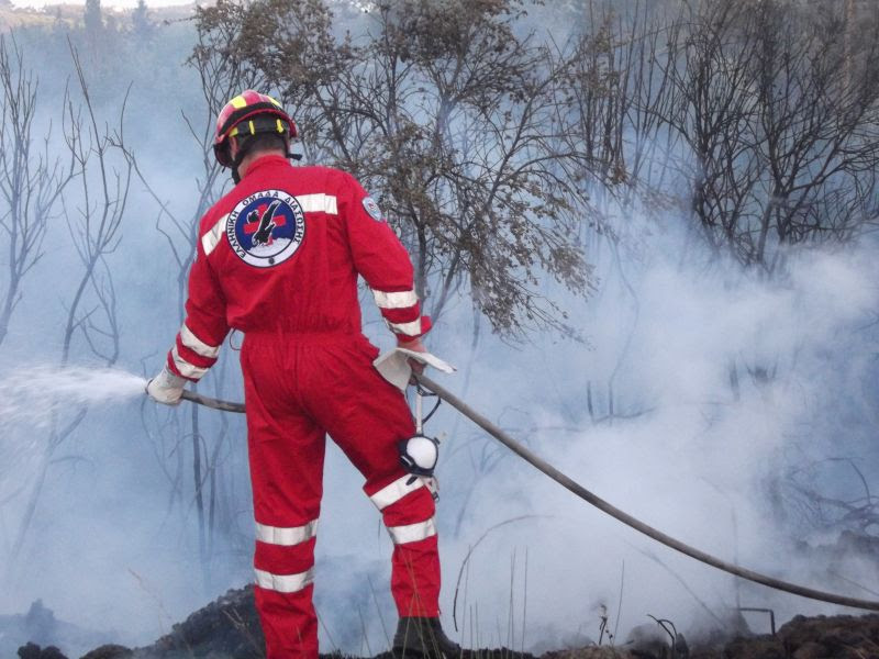 Σε επιφυλακή η Ελληνική Ομάδα Διάσωσης λόγω αυξημένου κινδύνου πυρκαγιών - Φωτογραφία 1
