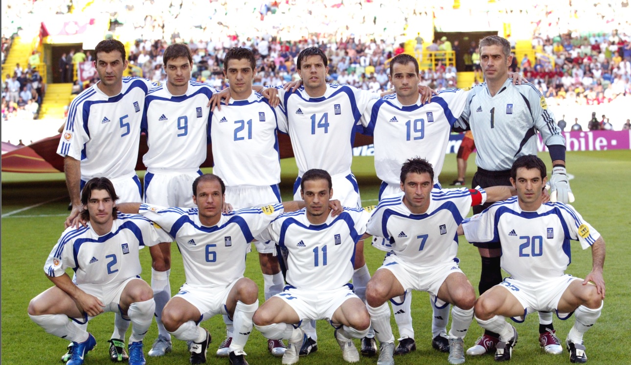 Σαν σήμερα Η Εθνική μας ομάδα σήκωσε το Ευρωπαϊκό Πρωτάθλημα το 2004. - Φωτογραφία 2