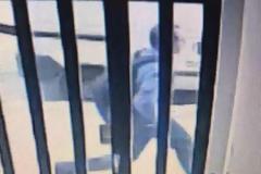 Αυτός είναι ένας από τους δράστες της σπείρας που έκλεβε ιατρικά μηχανήματα [phots]
